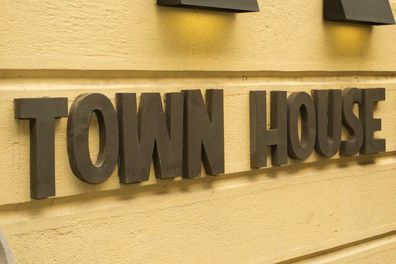 Townhouse 33